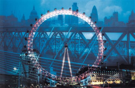 DAVIDE BRAMANTE Siracusa 07/11/1970 London (ruota + ponte), 2007 fotografia a...