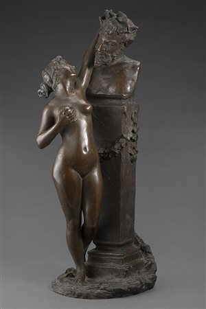 Antonio Ugo (Palermo 1870 - 1950)"Baccante"scultura in bronzo (h cm...