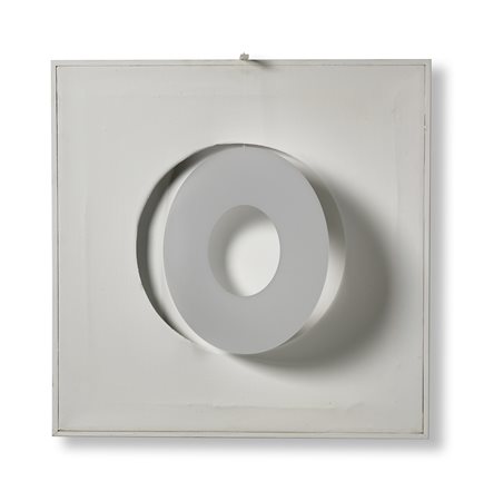 CAMPESAN SARA (n. 1924) Immagine circolare. 1968. Tela dipinta e perspex. Cm...