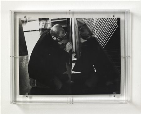 ZAPPATERRA PAOLO Lotto composto da n.3 fotografie. Pistoletto. Fotografia. Cm...