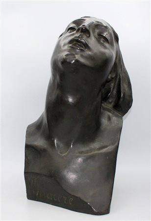 C. BIANCHI "ll piacere" Bronzo firmata sulla base cm 40x24x22