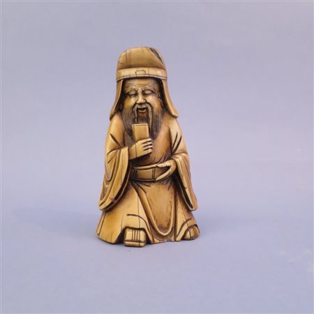 SCULTURA ORIENTALE "Santone" Avorio fossile Cina XIX sec. cm 13