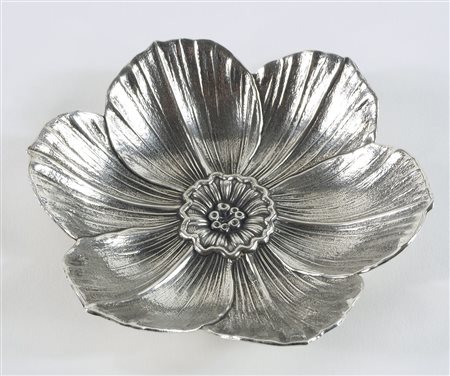 Buccellati: fiore in argento 925. Diam. cm. 12. gr. 85