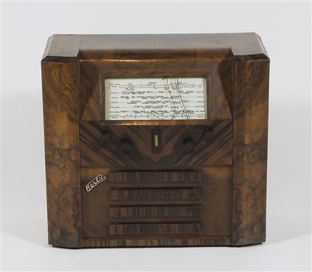 Hertz: vecchia radio da mobile.