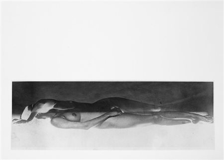 Erwin Blumenfeld (1897 - 1969)Elongated nude New York, 1943 1943/1989Stampa...