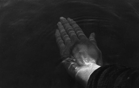 Kazuo Katase Hand und wasser oberfläche 1976Opera composta da tre stampe...