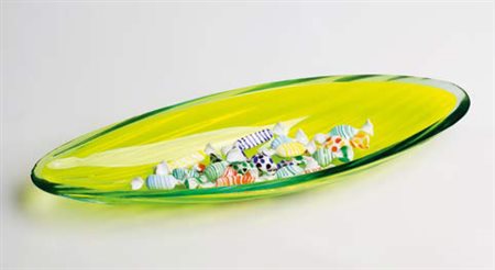 MANIFATTURA MURANESE Coppa oblunga in vetro nei toni del verde,anni ‘60....