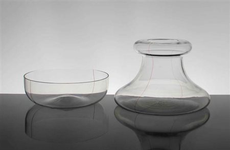 FRATELLI TOSO Lotto composto da coppa e vaso in vetrotrasparente con decoro...