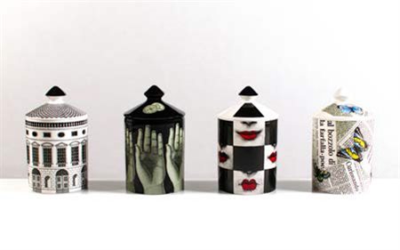 FORNASETTI Lotto composto da n. 4 portacandelecon coperchio e n.1...