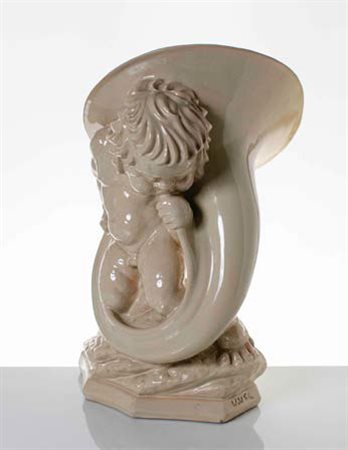 WILHELM JULIUS FRICK (ATTR.) (1884-1964) Scultura a guisa di angelo...