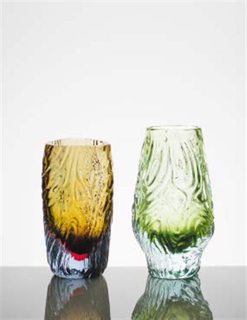 MANIFATTURA MURANESE Vaso in vetro pesante nei toni del verde con superficie...