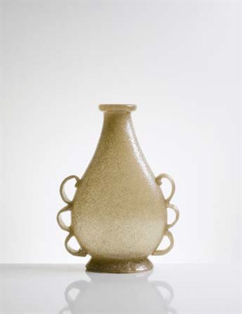 MANIFATTURA MURANESE Vaso in vetro pulegoso nei toni dell’oro. altezza cm 36,5