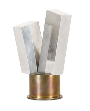 IGINO LEGNAGHI (1936)Senza TitoloScultura in acciaio su base in...