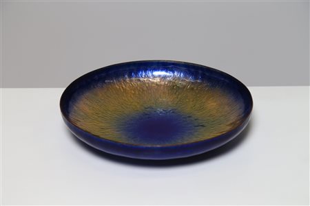 DE POLI PAOLO (1905 - 1996) Ciotola. Rame smaltato. Cm 27,00 x 5,00 x 27,00....