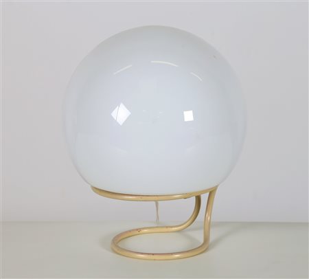 MANIFATTURA ITALIANA Lampada da tavolo. Metallo laccato, vetro. Cm 30,00 x...