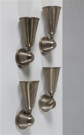 GRECO ILLUMINAZIONE Quattro faretti da muro. Acciaio cromato. Cm 9,00 x 20,50...