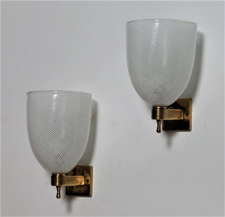 VENINI Coppia di lampade da parete . . Cm 21,00 x 33,50 x 22,50. Vetro...