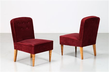 BEGA MELCHIORRE (1898 - 1976) Attrib. Coppia di poltroncine da camera. Legno...