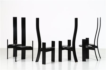 MAGISTRETTI VICO (1920 - 2006) Sei sedie mod. Golem. Legno laccato e skai. Cm...