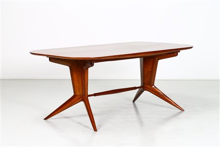 MANIFATTURA ITALIANA Tavolo. Legno di Mogano. Cm 199,50 x 76,50 x 99,00....