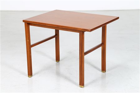 EDWARD WORMLEY Tavolino . Legno e ottone. Cm 71,00 x 57,00 x 56,00. Legno di...