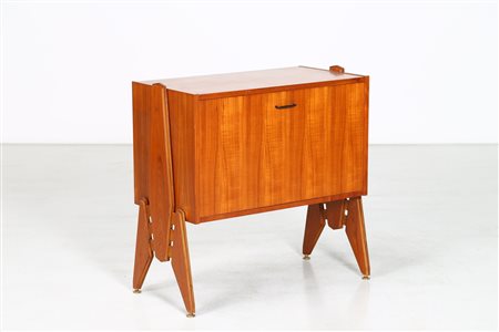 MANIFATTURA ITALIANA Mobiletto. legno di teak e ottone. Cm 82,00 x 80,00 x...