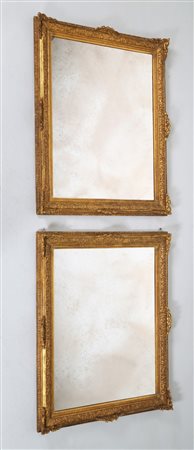 MANIFATTURA FRANCESE DEL XIX SECOLO Coppia specchiere in legno dorato. . Cm...