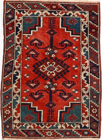 DOSHEMEALTI Tappeto, Ciubak, 1920. . Cm 83,00 x 120,00. Doshemealti è una...