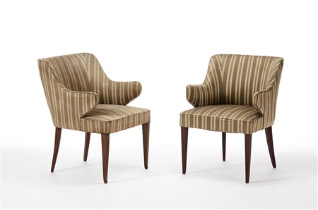 Paolo Buffa (Milano 1903 - Milano 1970)Coppia di poltroncine da camera...