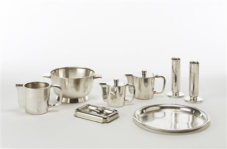 Gio Ponti (Milano 1891 - Milano 1979)Parte di servizio in alpacca della serie...