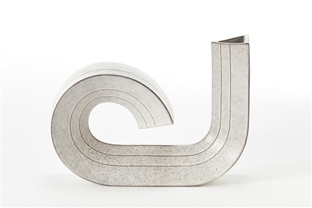 Alessio Tasca (1929)Scultura a sezione triangolare in gres estruso e smaltato...