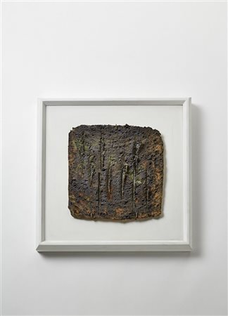 Formella in grés smaltato nei toni del bruno, del verde, dell'ocra e graffito...