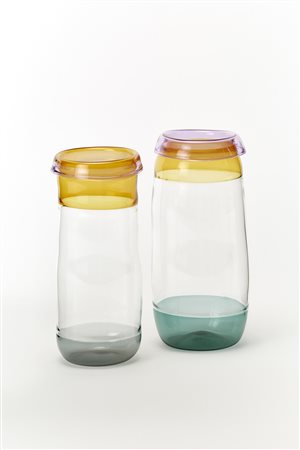 Manifattura di Murano Due vasi ad incalmo in vetro trasparente fumé,...