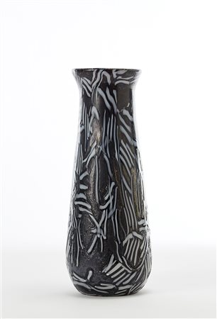 Ermanno Toso (1903 - 1973)(Attribuito)Vaso in vetro soffiato ascrivibile alla...