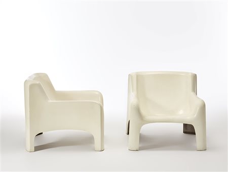 Carlo Bartoli (Milano 1931)Lotto composto da due sedie modello "Gaia"....