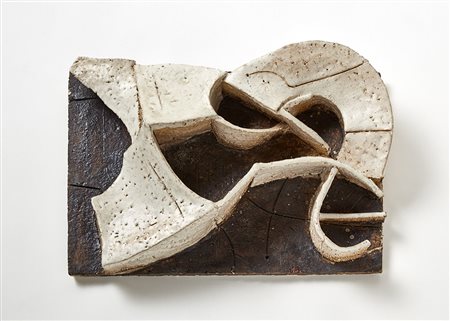 Carlo Zauli (1926 - 2002)Scultura in grès smaltato in beige e in bruno....