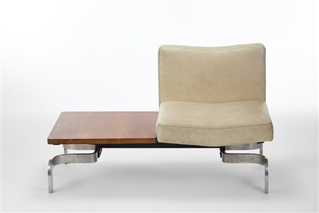 Marcel Blondel Divanetto a due moduli. 1969. Seduta singola rivestita in...