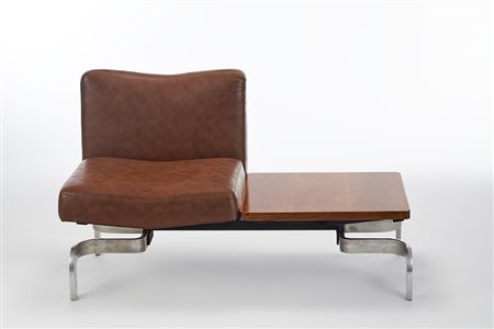 Marcel Blondel Divanetto a due moduli. 1969. Seduta singola rivestita in...