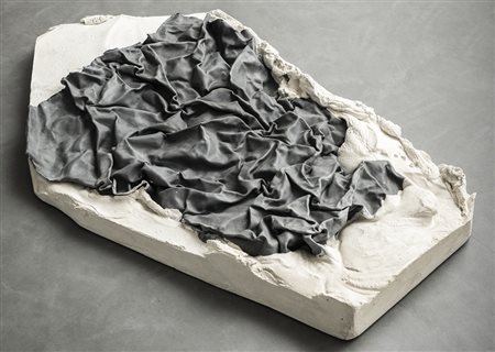 Paolo Icaro 1936 Rilievo - 1988 tecnica Scultura in gesso e metallo...