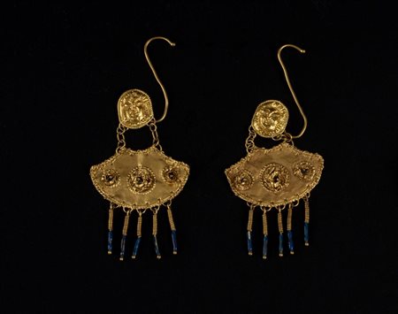 ORECCHINI IN STILE ETRUSCO DATAZIONE: inizi sec. XX MATERIA E TECNICA: oro a...