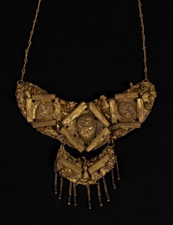 COLLANA IN STILE ETRUSCO DATAZIONE: inizi sec. XX MATERIA E TECNICA: oro a 24...