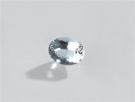 ACQUAMARINA CT 27.22 di forma ovale, taglio composito, mm 22,95x17,75x12,42...