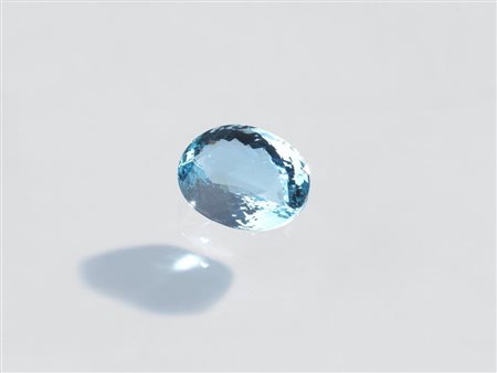 ACQUAMARINA CT 10.39 di forma ovale taglio composito, mm 16,62x12,34x7,89...