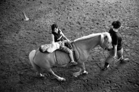 Cristiano Belloni AA Animal Aid / Ippoterapia 2, 2007/08 Fotografia B/N su...