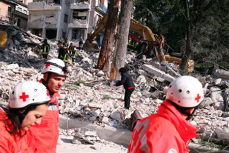 Stefano De Grandis L'Aquila 3.32 1, 2009 Fotografia a colori su carta Fine...