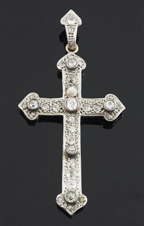 Croce in oro bainco con diamanti, gr 8