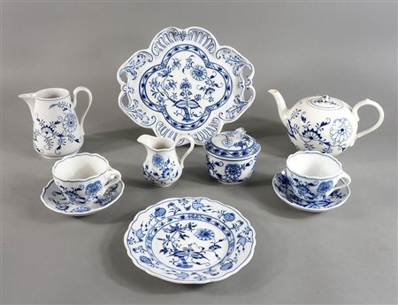 Meissen (marchio): parte di serivzio da thè. (difetti).