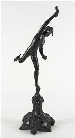 Scultura in bronzo a patina scura raffigurante Mercurio. H. cm. 50. (mancanza).
