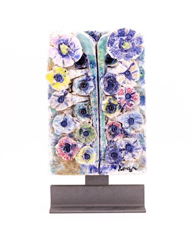 PINO CASTAGNA (1932-2017)Senza TitoloScultura in ceramica policroma poggiante...