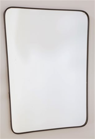 MANIFATTURA ITALIANA Specchio . Ottone e specchio. Cm 54,00 x 74,00 x 2,00....